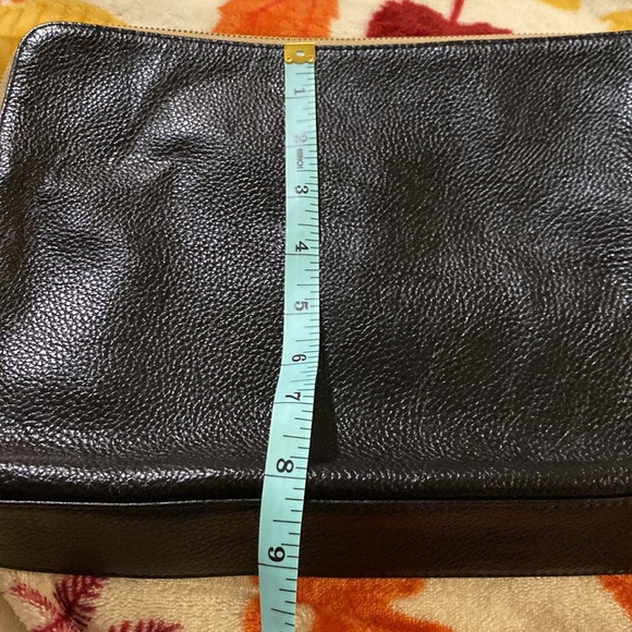 Neiman Marcus clutch bag - Picture 7 of 7